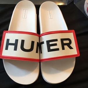 Hunter Woman’s original adjustable logo slide 9